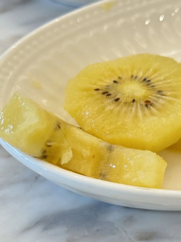 鼎盛配资 国产之光！【新西兰G3奇异果】39.9秒杀3.8-4斤装！发顺丰！果大皮薄，高甜细腻，香甜飚汁！